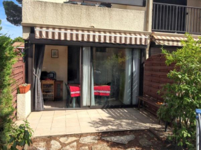 Charmant appartement avec piscine partagée à Agde